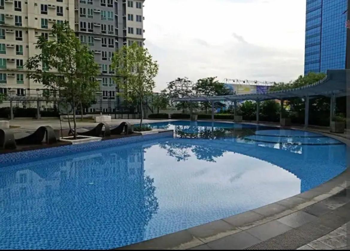 San Lorenzo Place Condo Makati City Екстер'єр фото